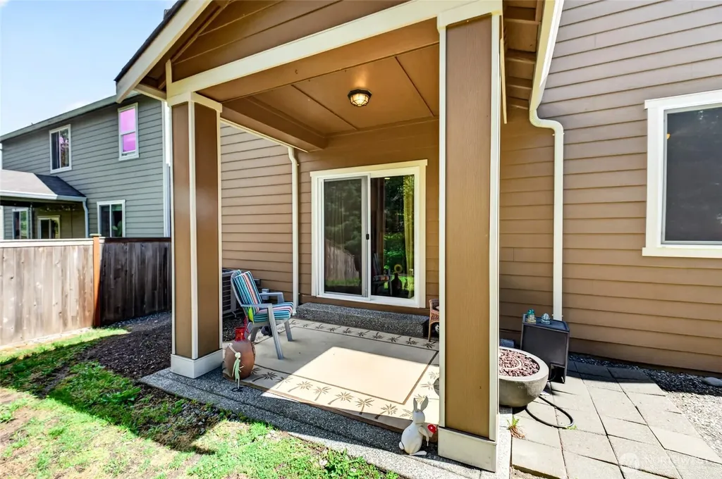 13804 65th Ave E Puyallup WA 98373