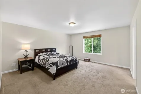 13804 65th Ave E Puyallup WA 98373