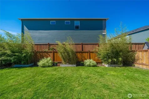 18834 110th Ave Ct E Puyallup WA 98374