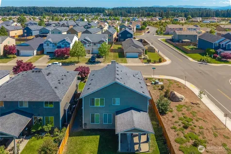 18834 110th Ave Ct E Puyallup WA 98374