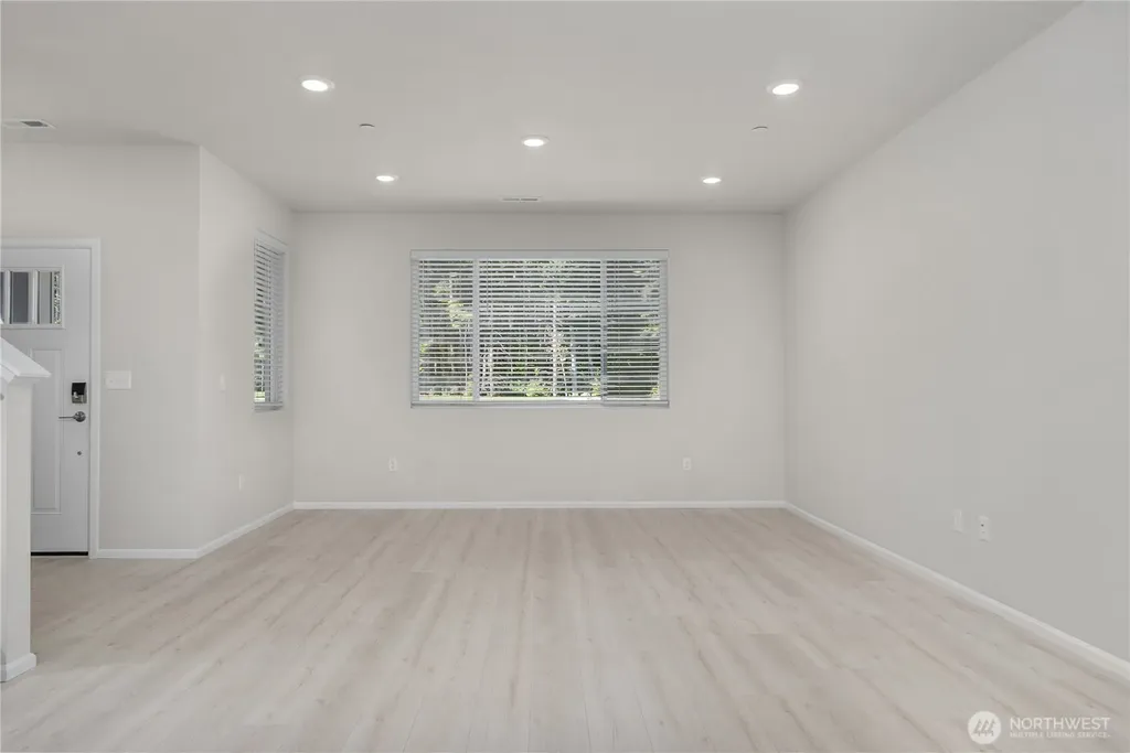 15816 205th Avenue E Bonney Lake WA 98391