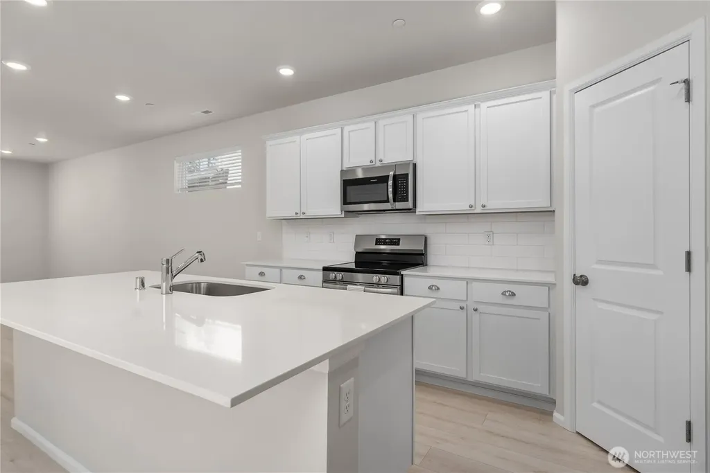 15816 205th Avenue E Bonney Lake WA 98391