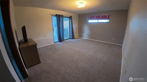 4421 60th Street Ct E Tacoma WA 98443