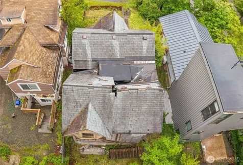 4563 33rd Avenue S Seattle WA 98118