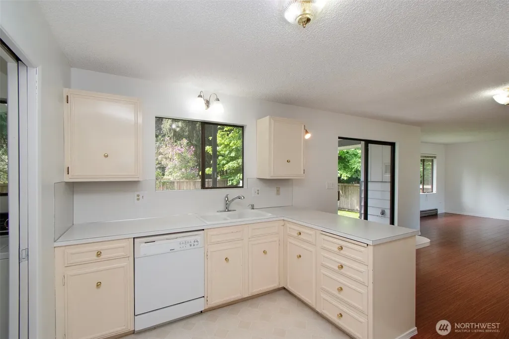 370 Dungeness Meadows Sequim WA 98382