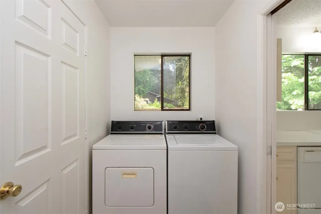 370 Dungeness Meadows Sequim WA 98382
