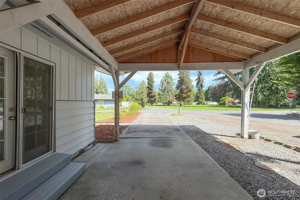 370 Dungeness Meadows Sequim WA 98382