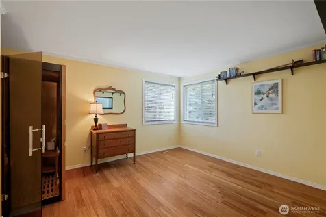 1702 14th Street SW Puyallup WA 98371