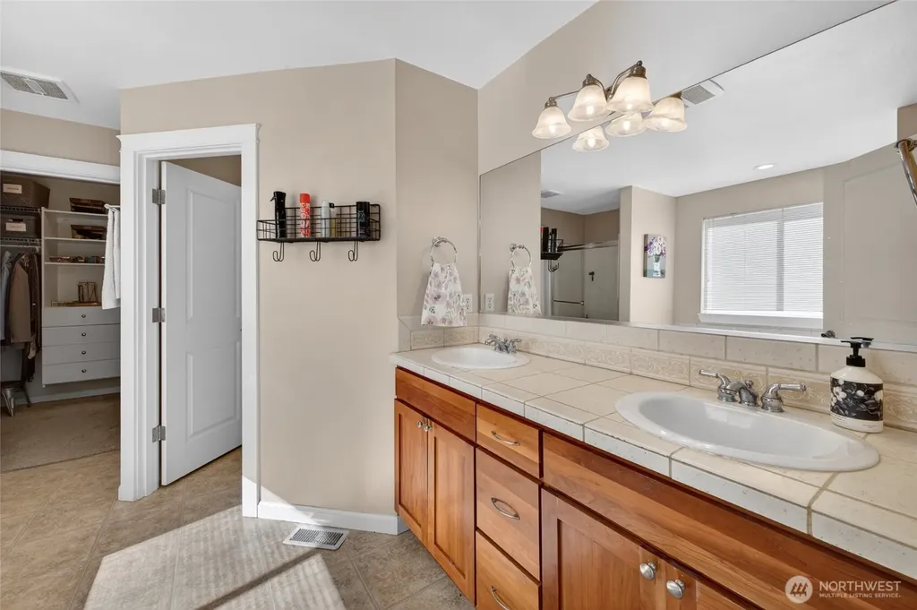 17104 138th Avenue Ct E Puyallup WA 98374