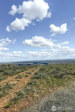 3060 Altura Lane NE Coulee City WA 99115