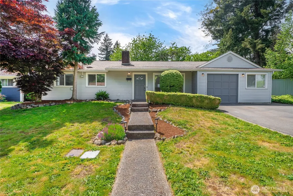 691 Redmond Avenue NE Renton WA 98056