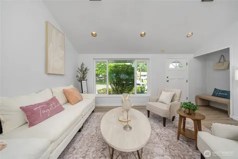 691 Redmond Avenue NE Renton WA 98056