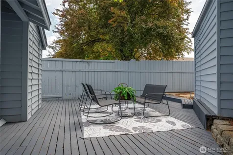 691 Redmond Avenue NE Renton WA 98056