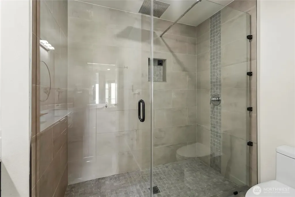 531 S Cloverdale Street Seattle WA 98108
