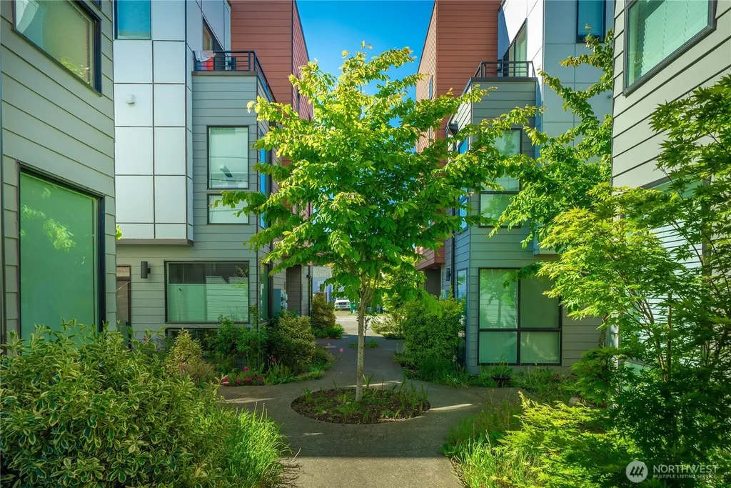 531 S Cloverdale Street Seattle WA 98108