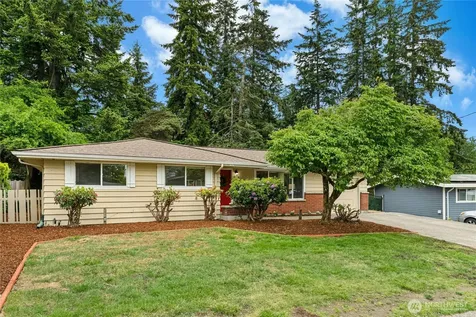 804 Lynnwood Avenue NE Renton WA 98056