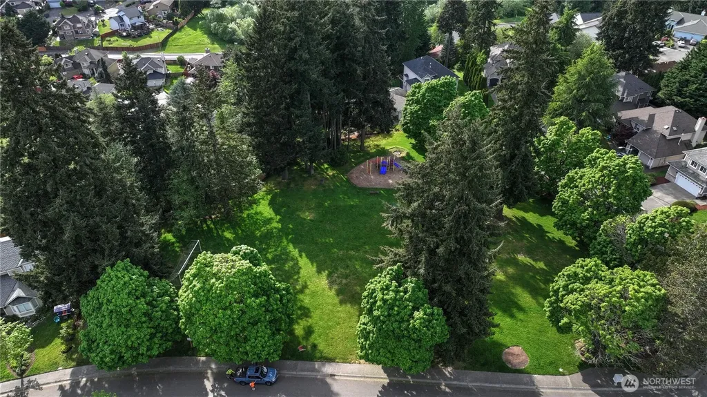 1952 S 371st Place Federal Way WA 98003