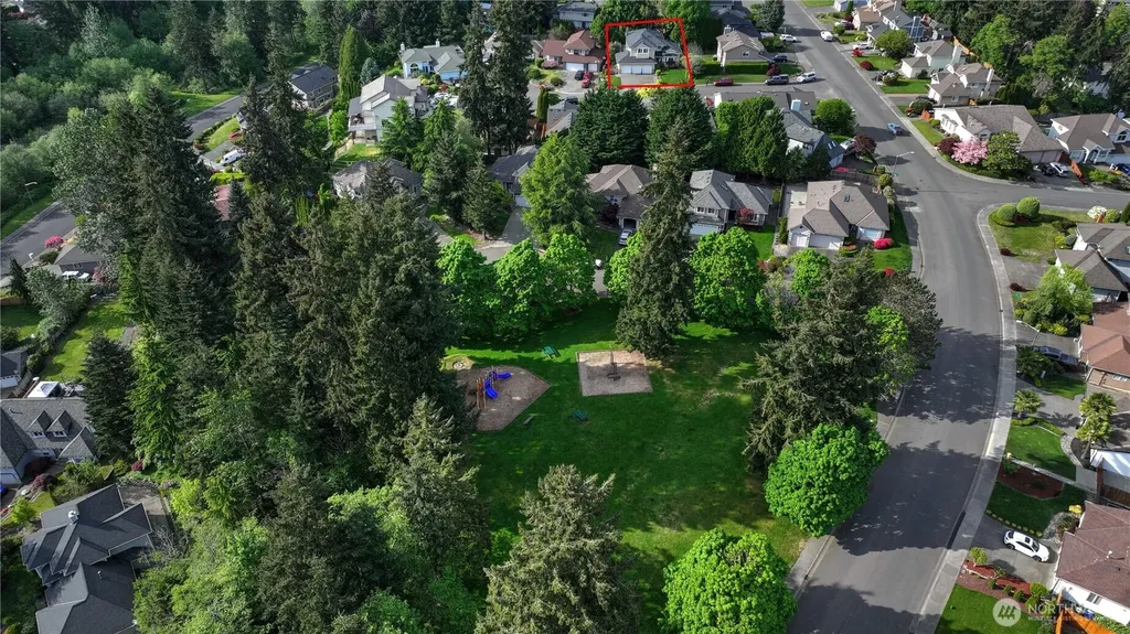 1952 S 371st Place Federal Way WA 98003