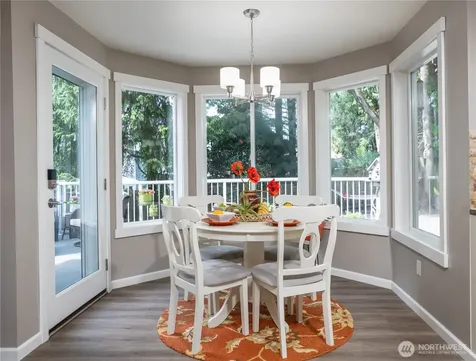 1952 S 371st Place Federal Way WA 98003