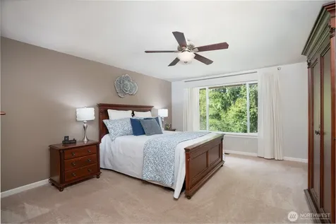 1952 S 371st Place Federal Way WA 98003