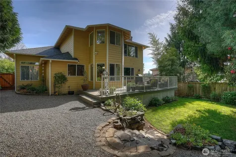 1952 S 371st Place Federal Way WA 98003