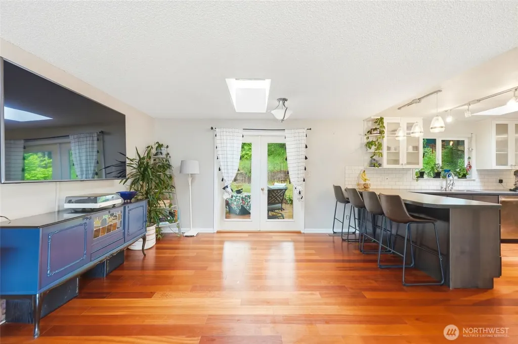 619 Willow Road Bellingham WA 98225