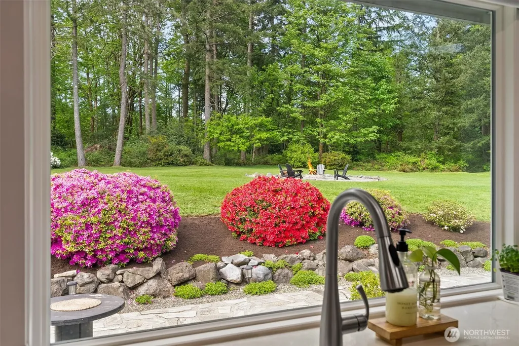 7247 SE Snowy Way Port Orchard WA 98367