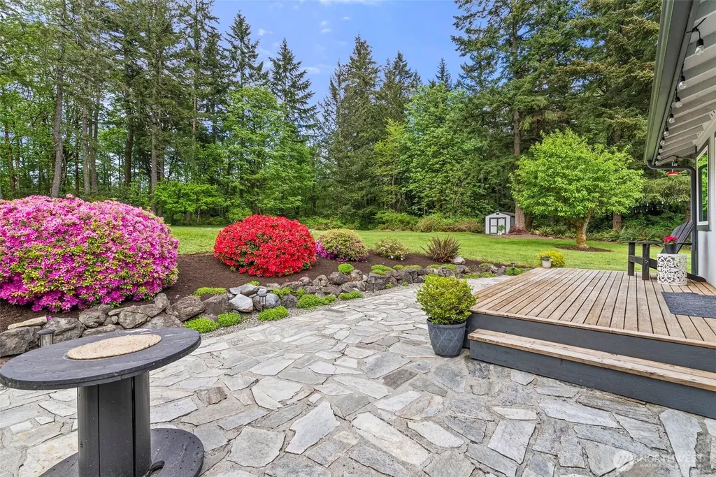 7247 SE Snowy Way Port Orchard WA 98367