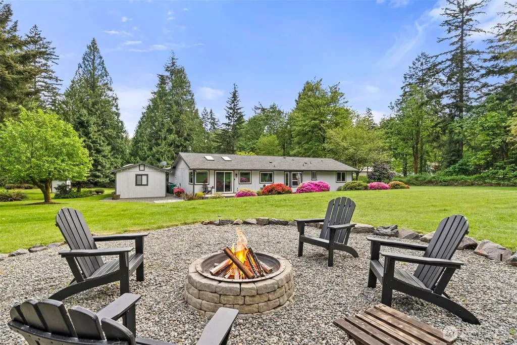 7247 SE Snowy Way Port Orchard WA 98367