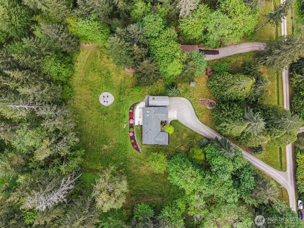 7247 SE Snowy Way Port Orchard WA 98367