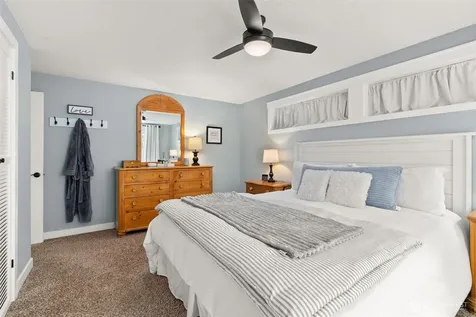 7247 SE Snowy Way Port Orchard WA 98367