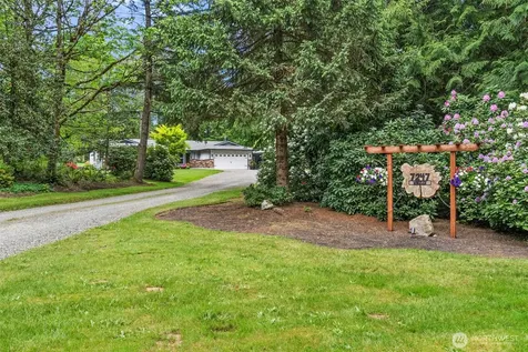 7247 SE Snowy Way Port Orchard WA 98367