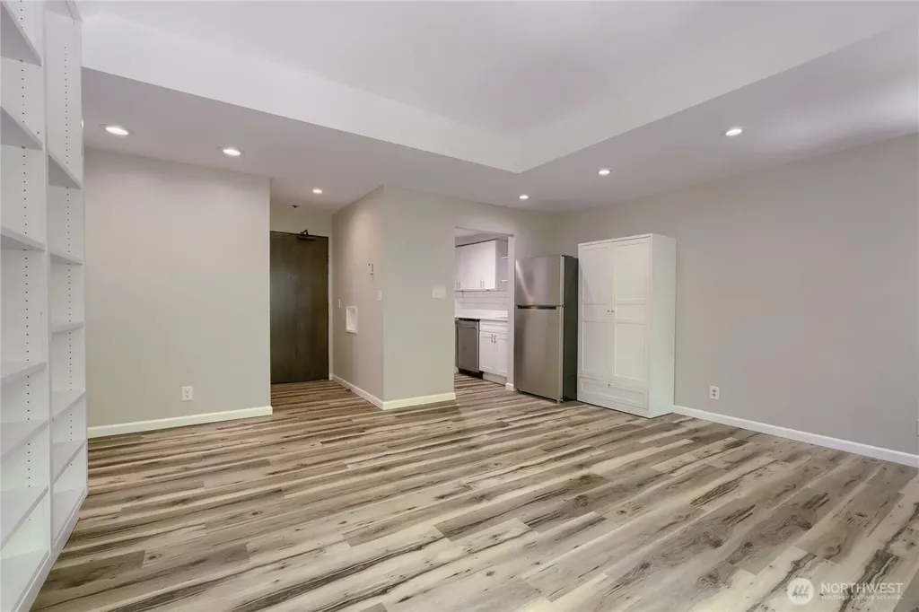 2700 4th Avenue Seattle WA 98121