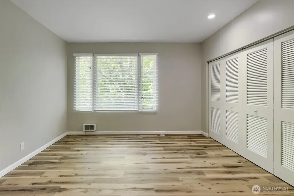 2700 4th Avenue Seattle WA 98121