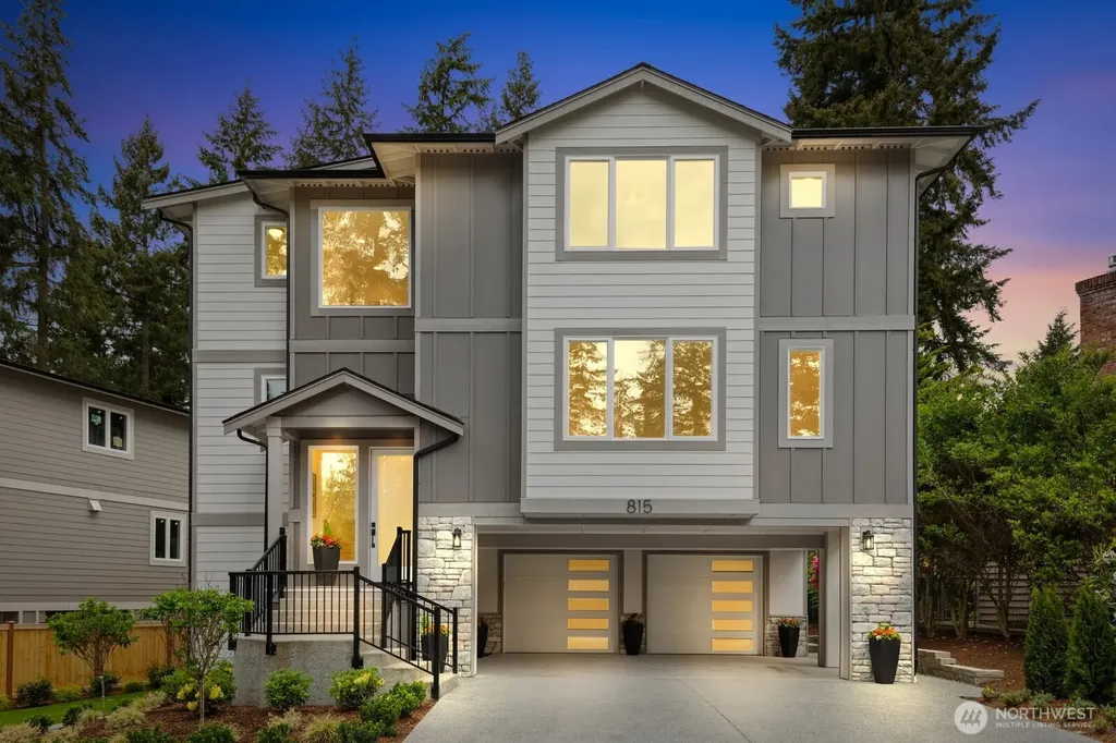 815 130th Avenue NE Bellevue WA 98005