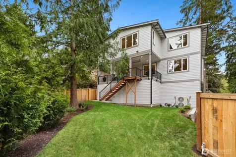 815 130th Avenue NE Bellevue WA 98005