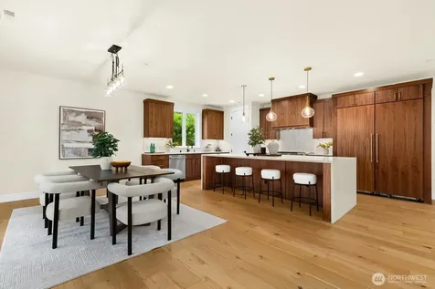 815 130th Avenue NE Bellevue WA 98005