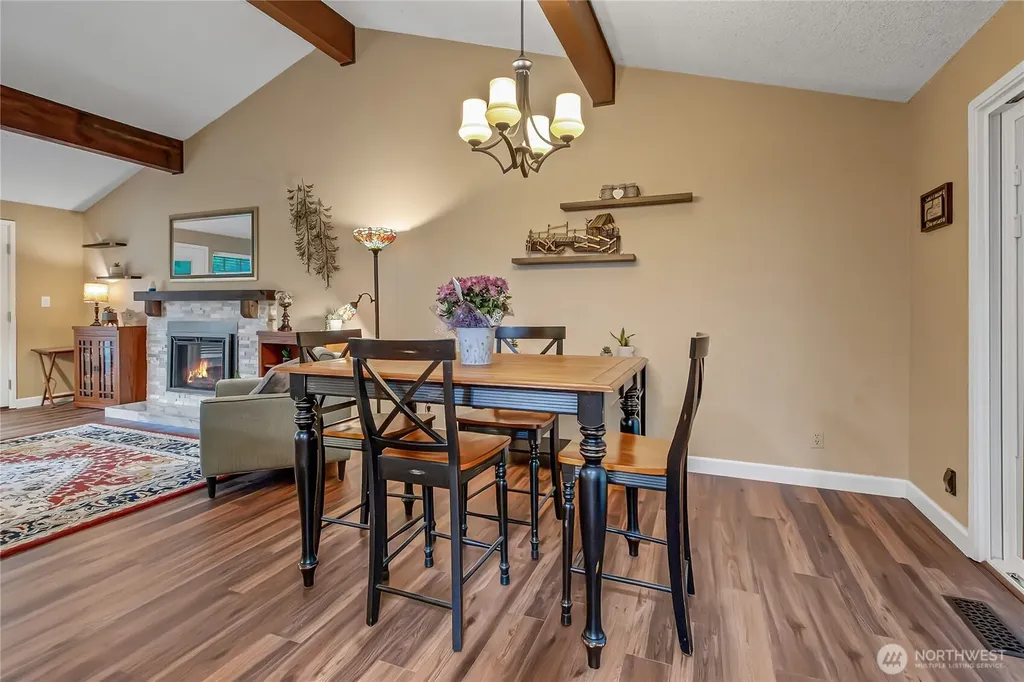 33762 32nd Avenue SW Federal Way WA 98023