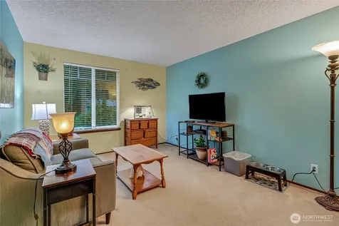 33762 32nd Avenue SW Federal Way WA 98023