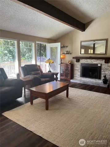 33762 32nd Avenue SW Federal Way WA 98023