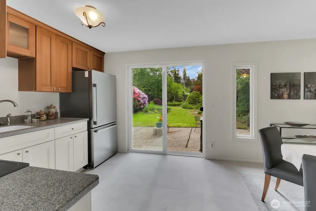 13325 19th Avenue NE Seattle WA 98125