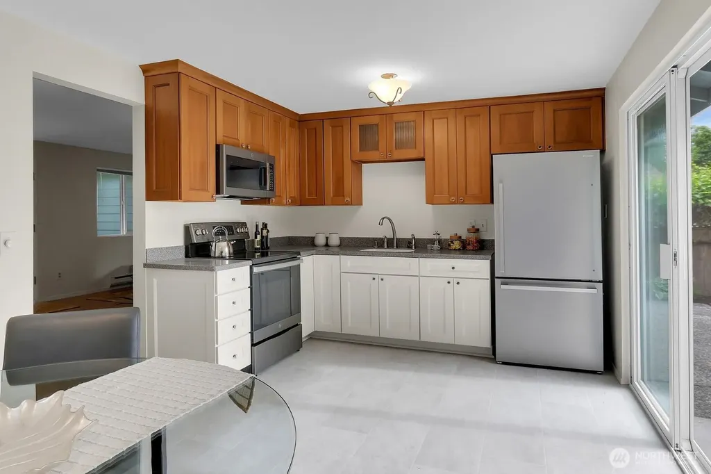 13325 19th Avenue NE Seattle WA 98125