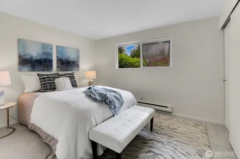 13325 19th Avenue NE Seattle WA 98125