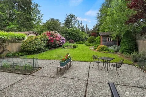 13325 19th Avenue NE Seattle WA 98125