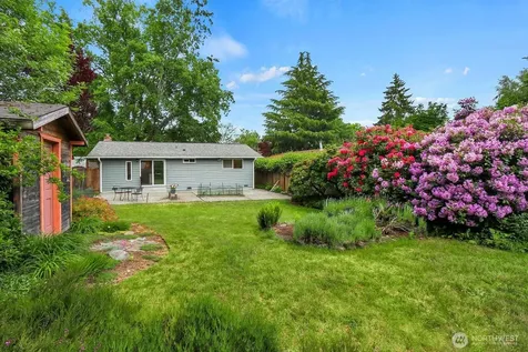 13325 19th Avenue NE Seattle WA 98125