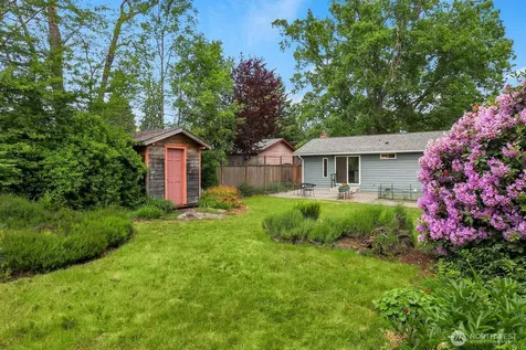13325 19th Avenue NE Seattle WA 98125