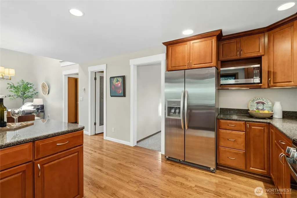 25309 126th Avenue SE Kent WA 98030