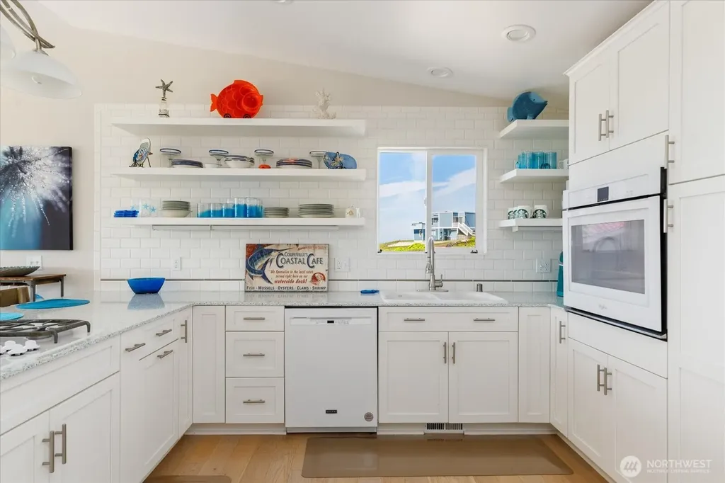 724 Hacienda Drive Coupeville WA 98239