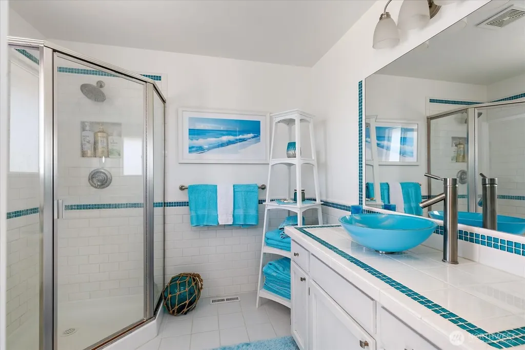 724 Hacienda Drive Coupeville WA 98239