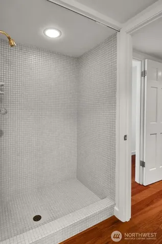 1111 Harbor Avenue SW Seattle WA 98116